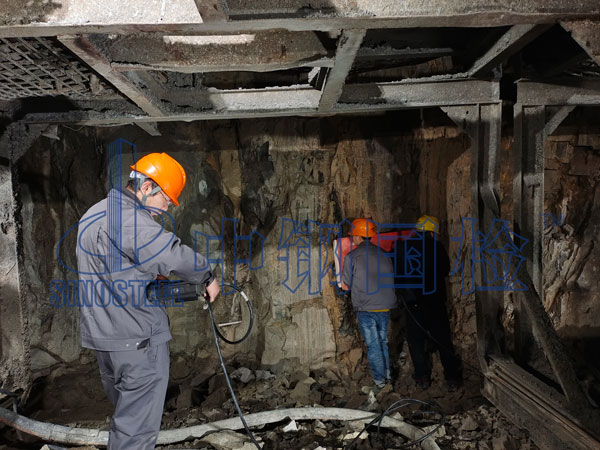 隧道超前地質(zhì)預(yù)報(bào)現(xiàn)場